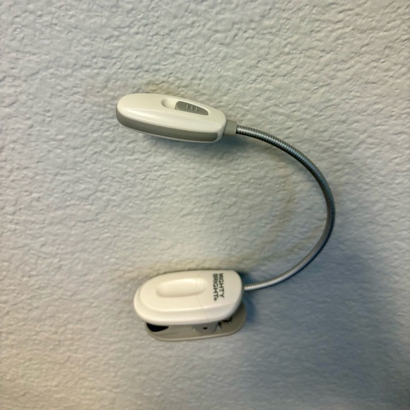 Mighty Bright MiniFlex LED eReader Light - Picture 3 of 8
